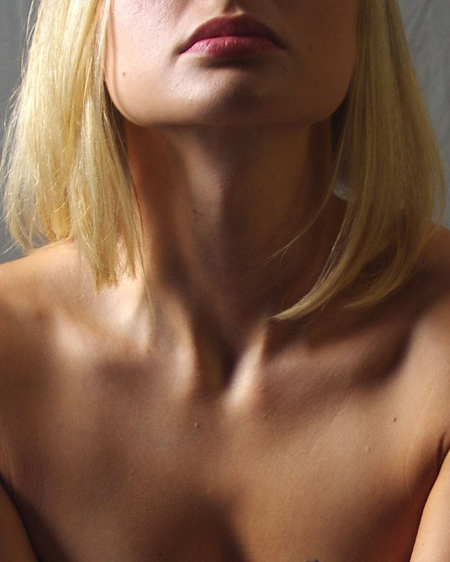 KristenH_700849_chest